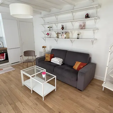 بيت للعطل Charming Urban House *